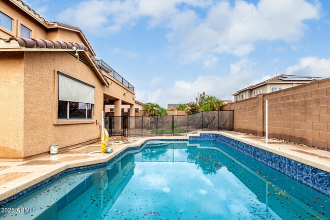 Building Photo - 16435 N 152nd Ln