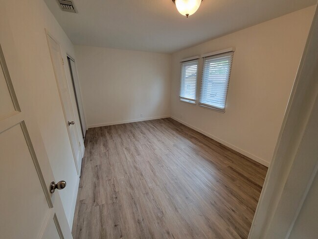 Bedroom1 - 3052 Honolulu Ave