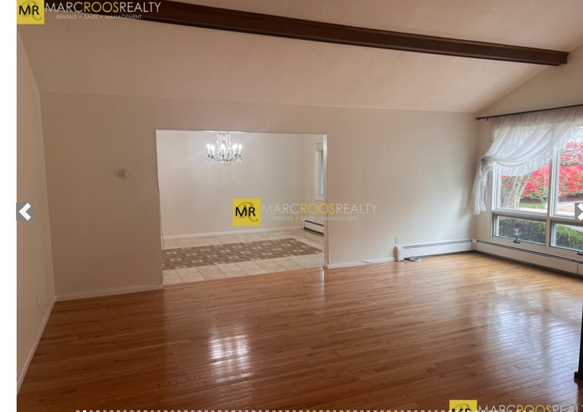 Building Photo - 20 Mossdale Rd