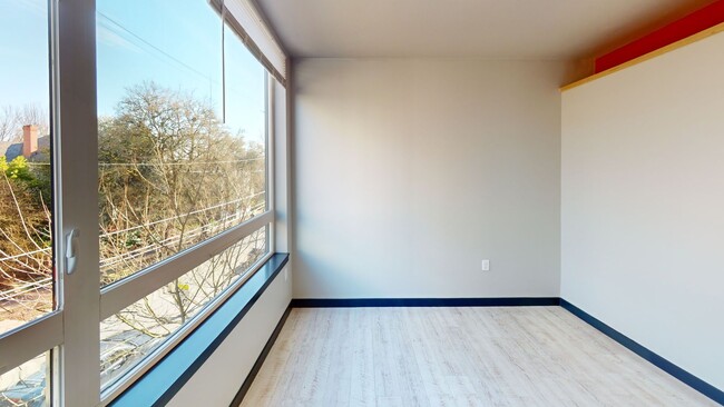 Interior Photo - Mad Flats