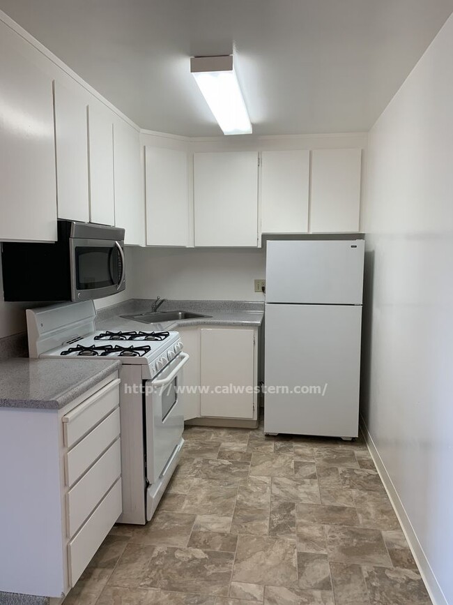 Building Photo - Large one bedroom apartments available now