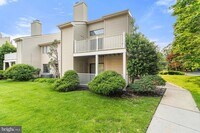 Building Photo - 1512 Roberts Way