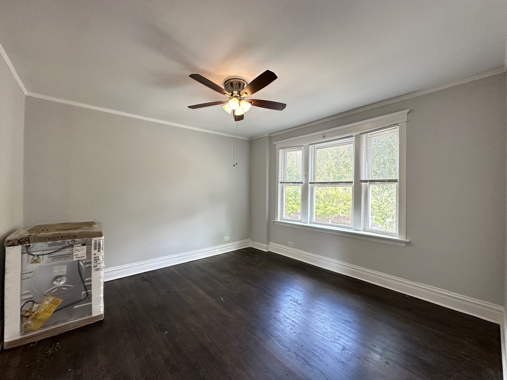 Building Photo - 2548 N Kildare Ave