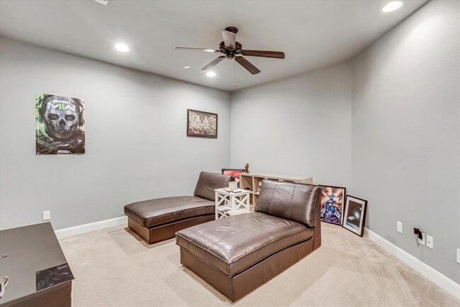 Building Photo - 2820 Rio Verde Dr