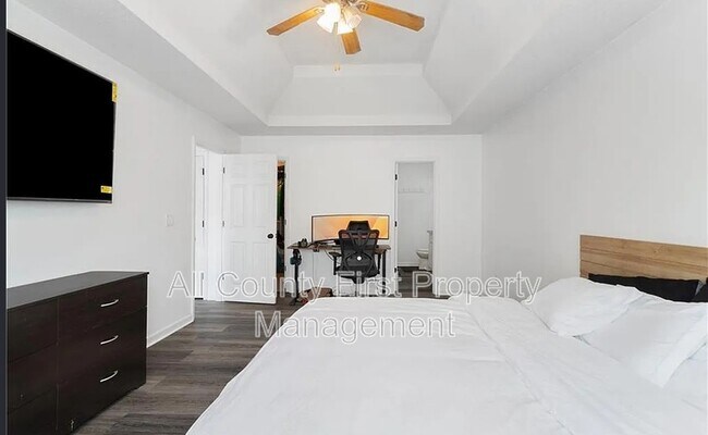 Building Photo - 3644 Gray Birch Dr