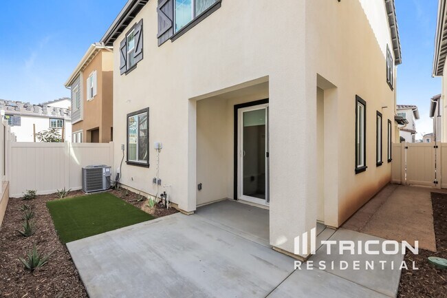 Building Photo - 31599 Willowood Way