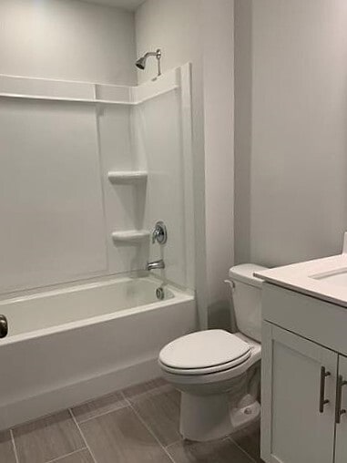 Building Photo - 609 Tova Fls Dr