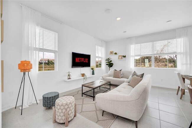 Building Photo - 657 Longboat Dr