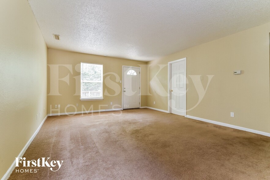 Building Photo - 5264 Austral Dr