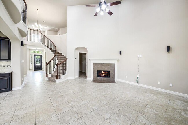 Building Photo - 16815 Violet Trace Ct