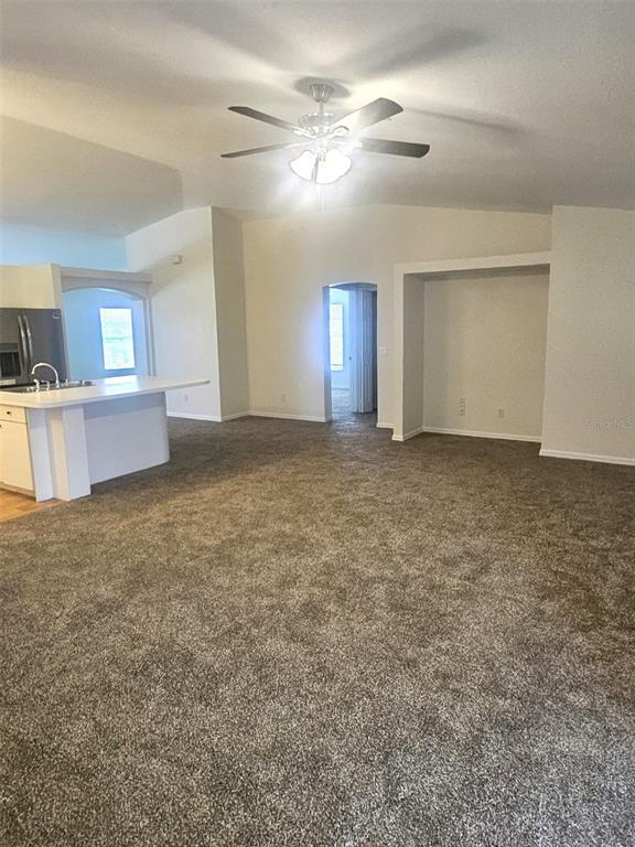 Building Photo - 25173 Mercedes Dr
