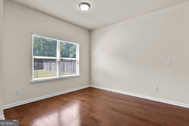 Building Photo - 3379 Gardenside Walk SW