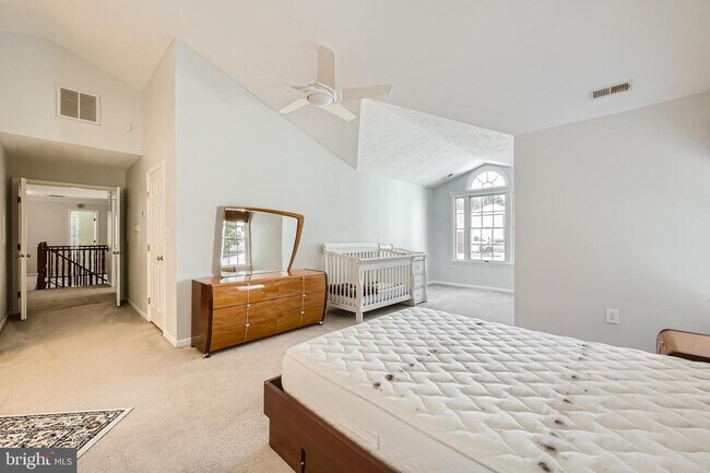 Building Photo - 8 Sapphire Hill Ct