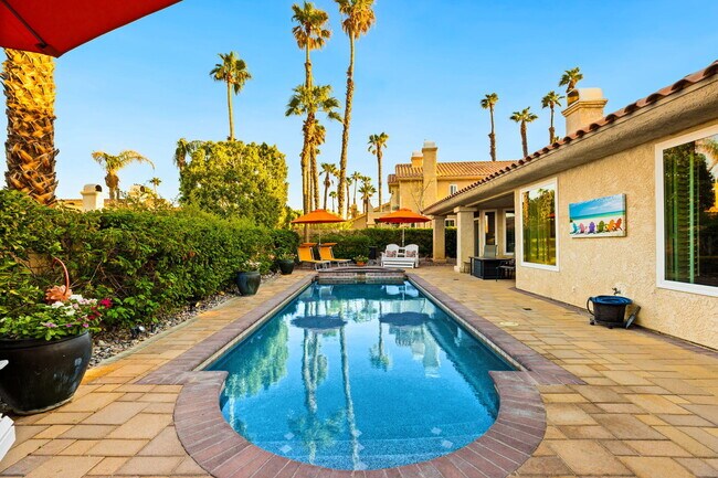 Building Photo - 370 Cypress Point Dr