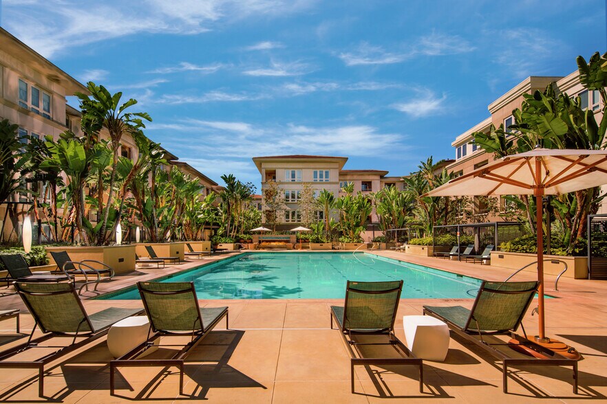 Villas at Playa Vista Sausalito 12411 Fielding Circle Dr Playa