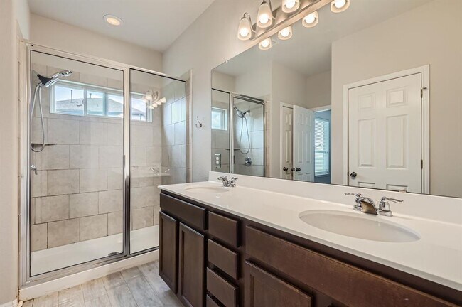 Building Photo - 112 Jude Cir