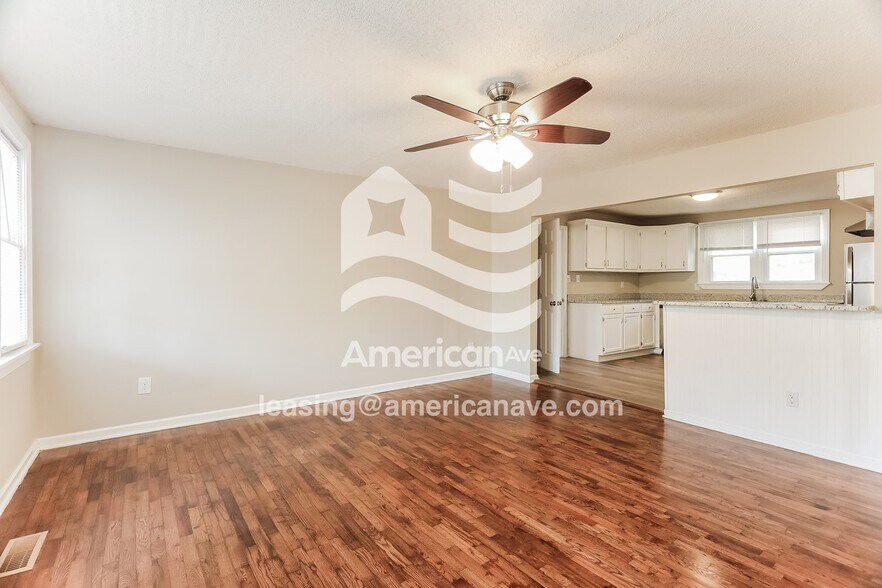 Building Photo - 432 6th Ave SW