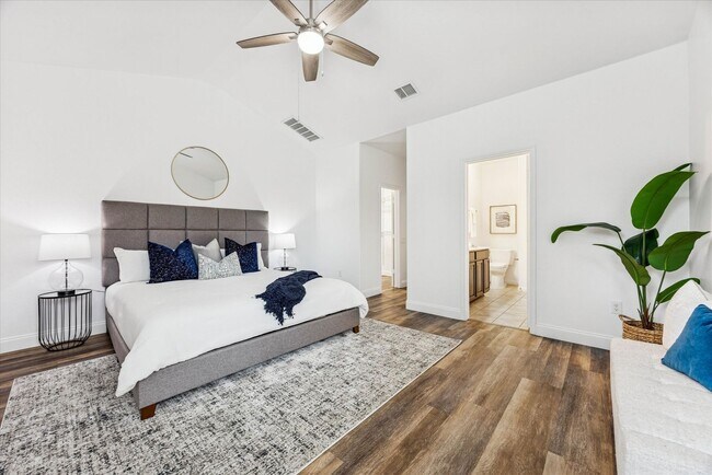 Building Photo - 4 bd/2.5 ba in Pflugerville ready for move in!