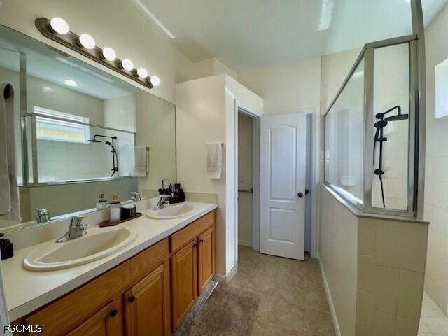 Building Photo - 2430 Verdmont Ct
