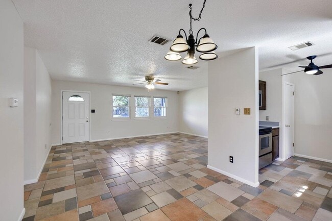 Building Photo - 16001 Awalt Dr