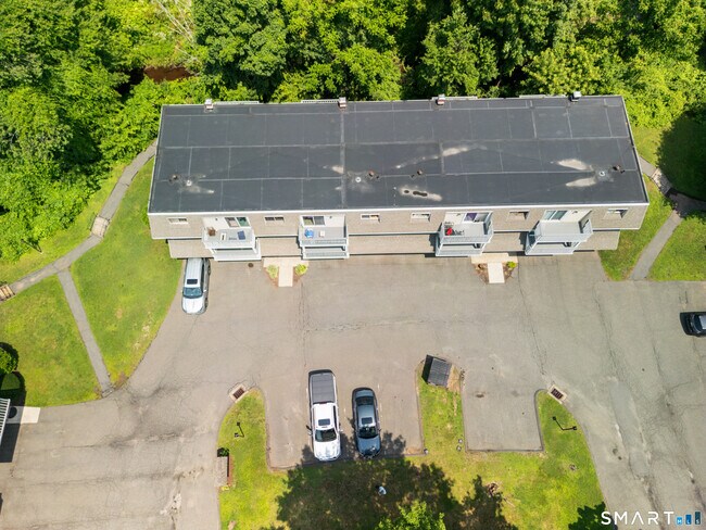 Building Photo - 80 Churchill Dr