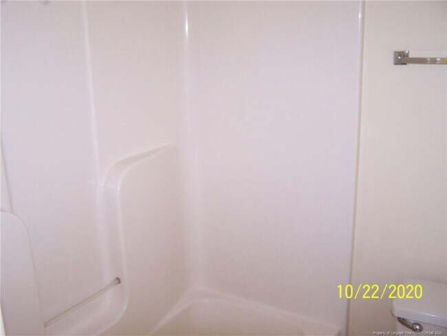 Building Photo - 6316 Chagrin Rd