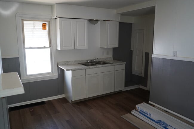 Building Photo - 3405 Tate Ave