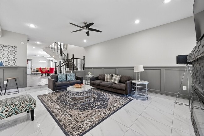 Building Photo - 11280 Braes Forest Dr