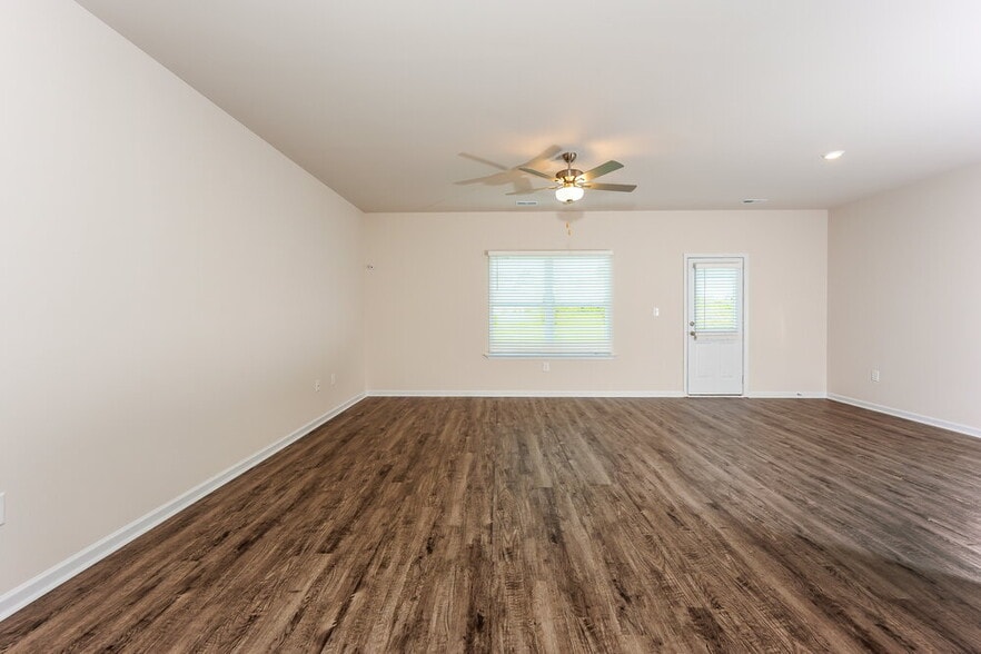 Building Photo - 4548 Morgan Dr