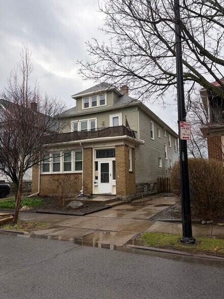 Building Photo - 159 Carmel Rd