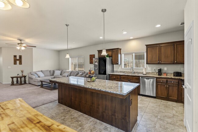Building Photo - 9408 Citrus Creek Dr