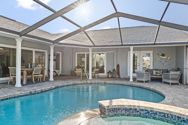 Building Photo - 6611 Surfside Blvd