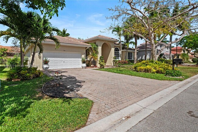 Building Photo - 331 NW 119th Dr