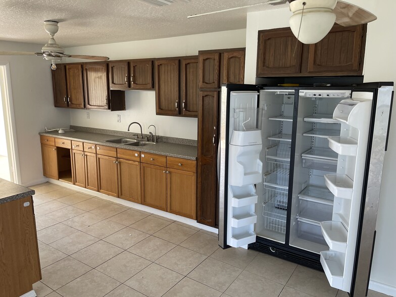 Building Photo - 2865 Kirby Cir NE