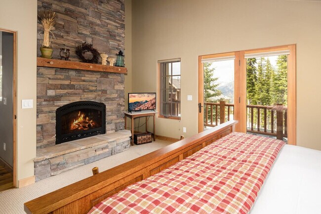 Building Photo - 4 Mountain Home Rd