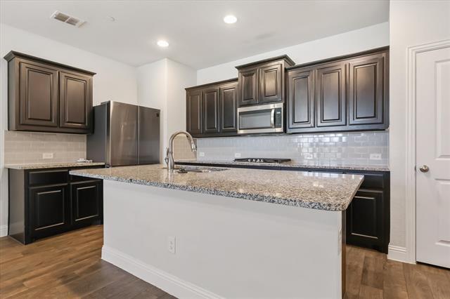 Building Photo - 6845 Mcclelland Dr