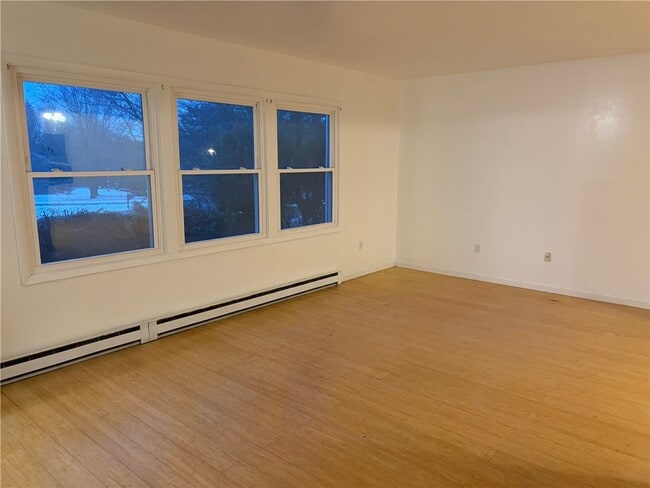 Building Photo - 39 Highgate Cir