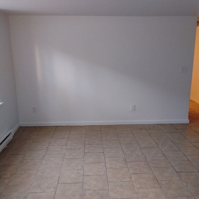 Building Photo - 190-192 S Allen Street - 6