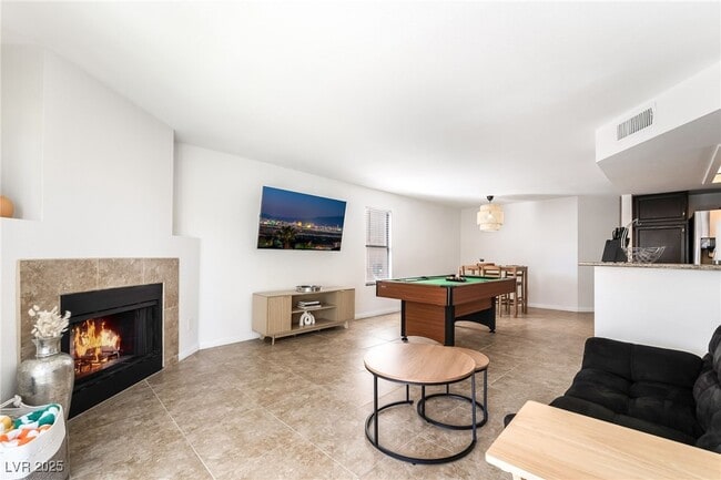 Building Photo - 2717 Lovington Dr