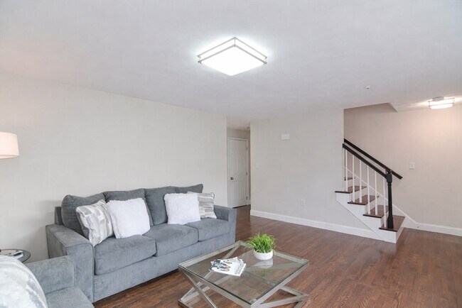 Building Photo - 80 Broadway