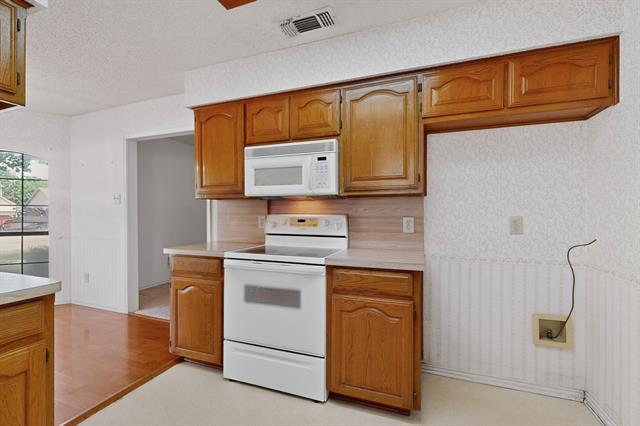 Building Photo - 7517 Crosstimbers Ln