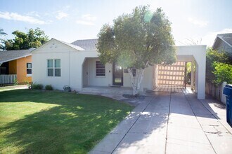 Building Photo - Charming Historic 3-Bed / 2-Bath Home Near...