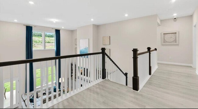 Building Photo - 8680 Shipton Cir