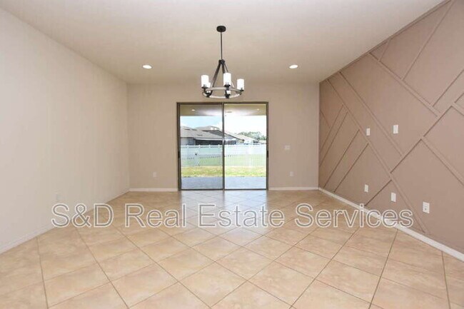 Building Photo - 8862 Conway Rd