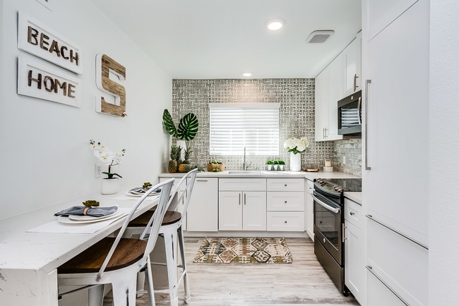 Malibu Apartment - Surf Lodge