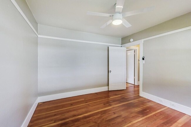 Building Photo - 2 Bedroom, 1 Bath + Office - Downtown Palo...