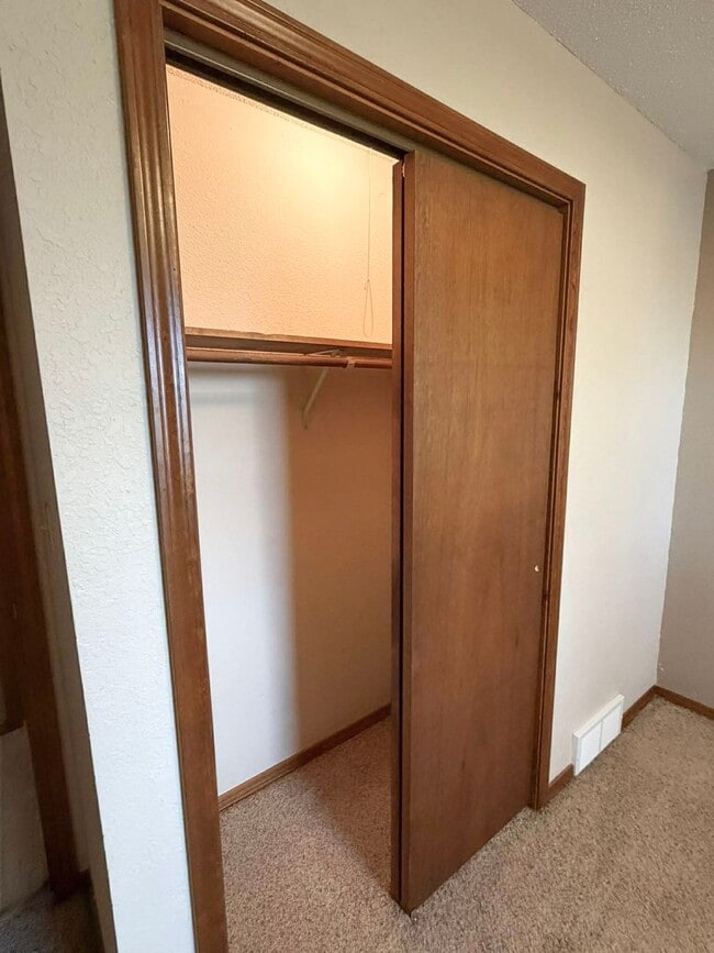 Building Photo - House in Jackson