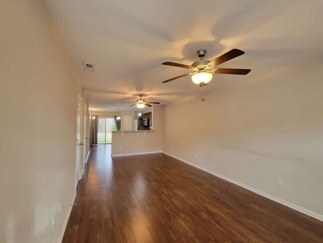 Building Photo - 2 Bedroom Townhome in Goodletsville