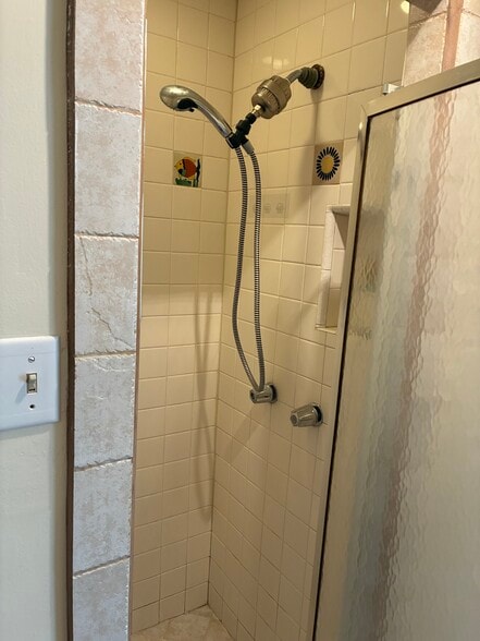Tiled Shower - 1001 N Sierra Bonita Ave