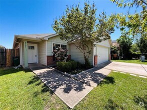 Building Photo - 4905 Irvine Ln
